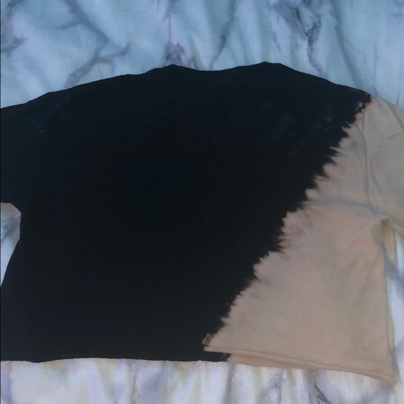 Forever 21 AC/DC crop top - Picture 2 of 2